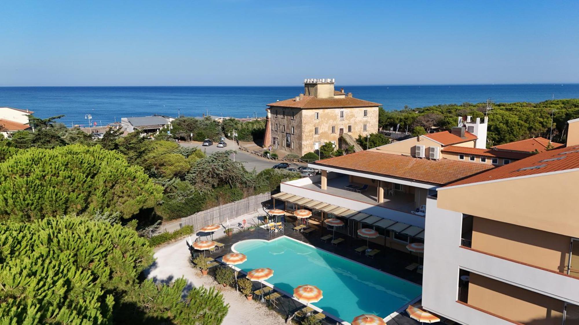 Hotel Paradiso Verde マリーナ・ディ・ビッボーナ エクステリア 写真